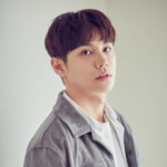 YONGZOO profile & Lyrics